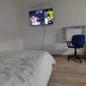 Séjour chez l'habitant Chambre Prive Dans Une Maison Avec Terrasse Et Jardin Salles De Bain Partagees Lille